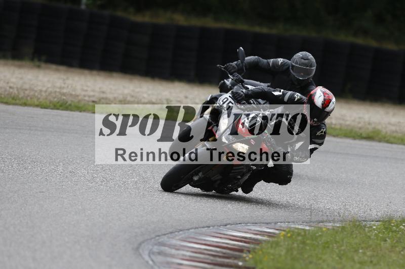 Archiv-2025/22 06.06.2025 DISCOVER the BIKE ADR/Race 3 rot/41